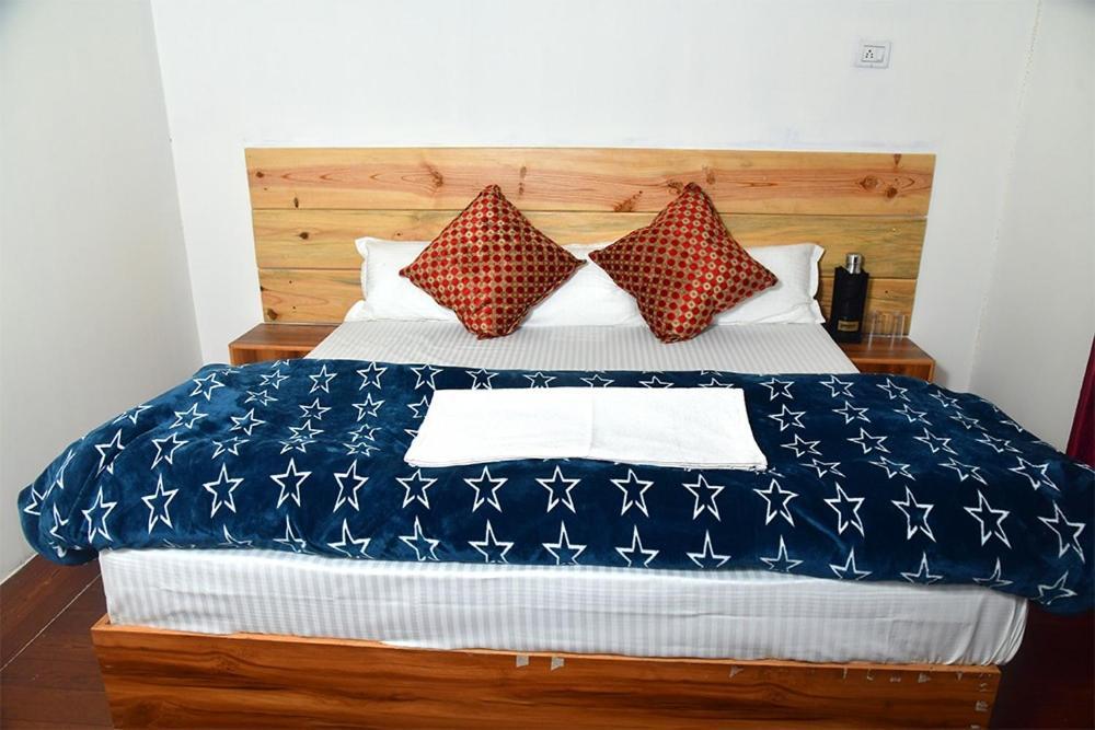 Отель Rudra Camp Chopta Экстерьер фото
